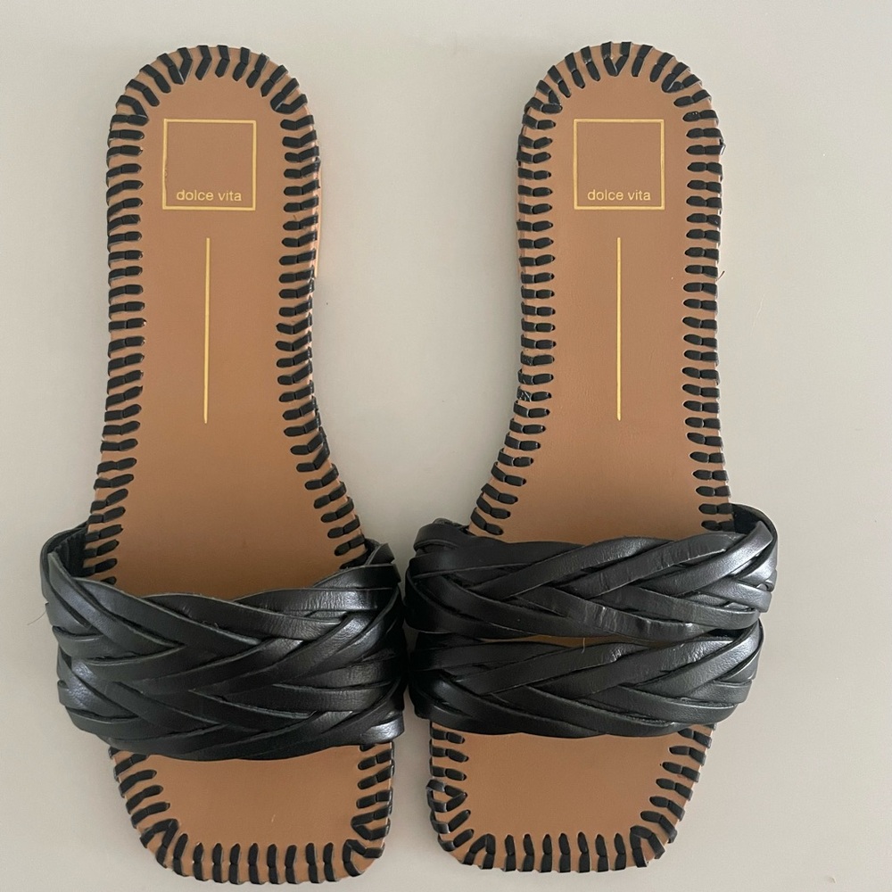 Dolce vita sandals